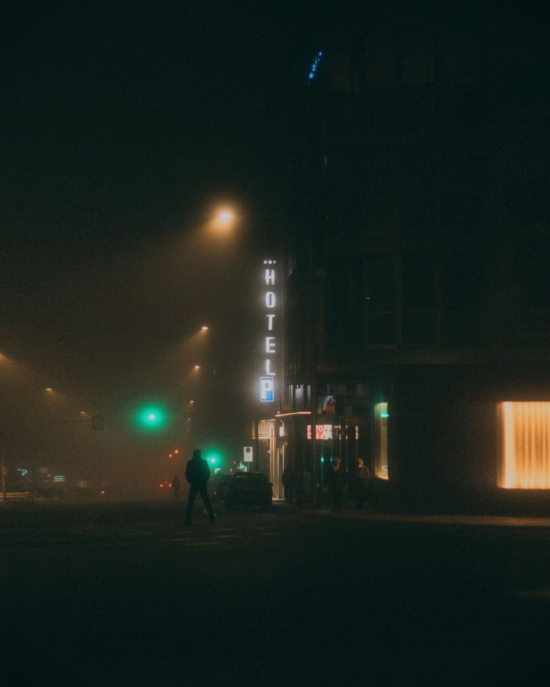 01.jpg