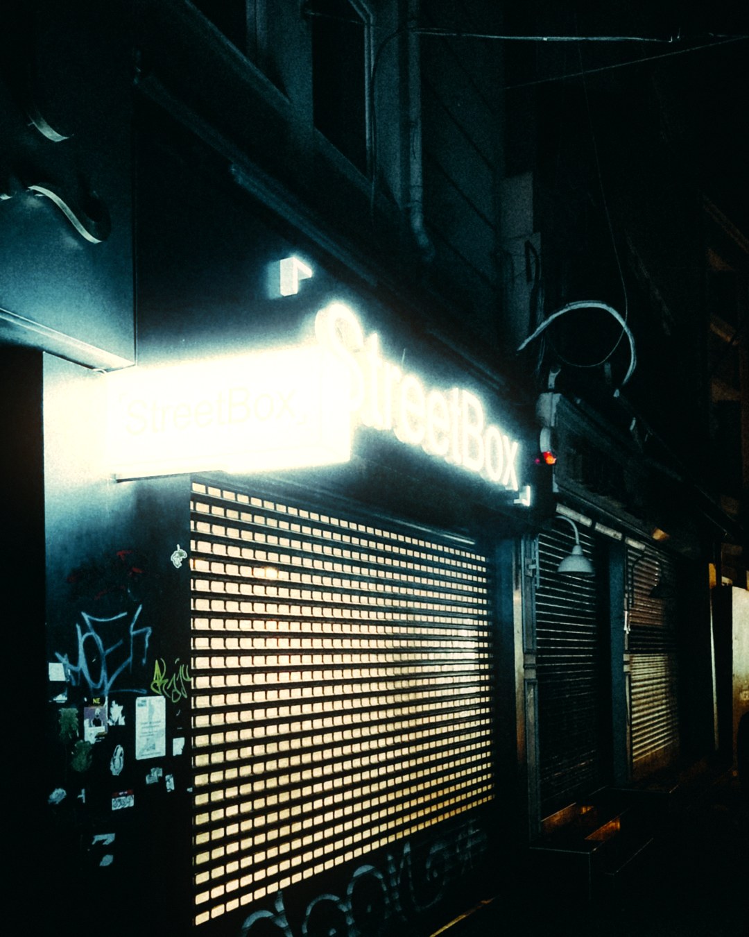 02.jpg